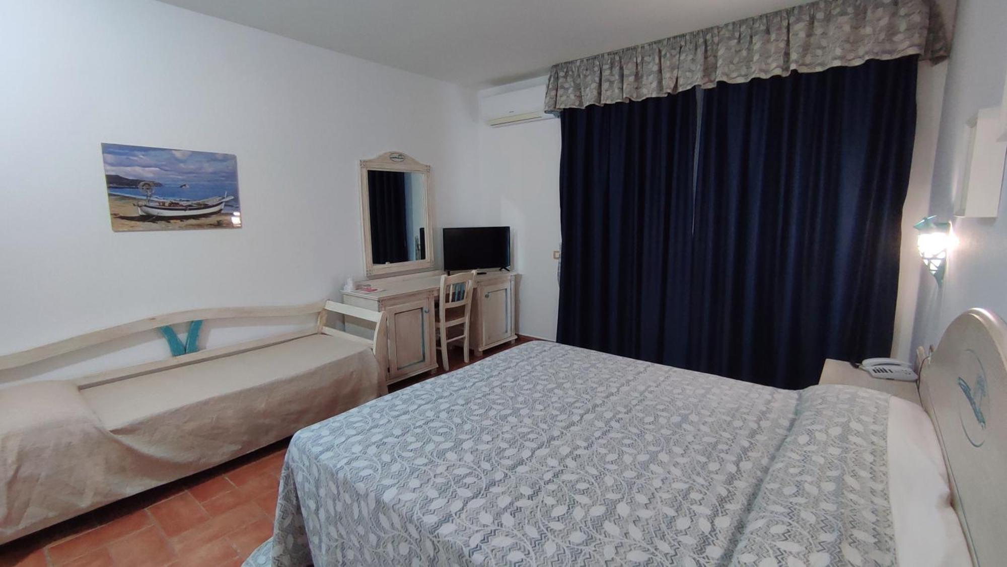 Hotel Le Sabbie กาลาเซตตา ภายนอก รูปภาพ