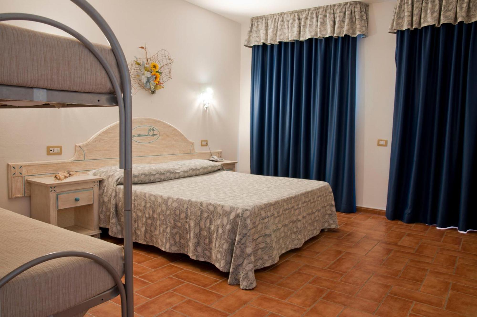 Hotel Le Sabbie กาลาเซตตา ภายนอก รูปภาพ